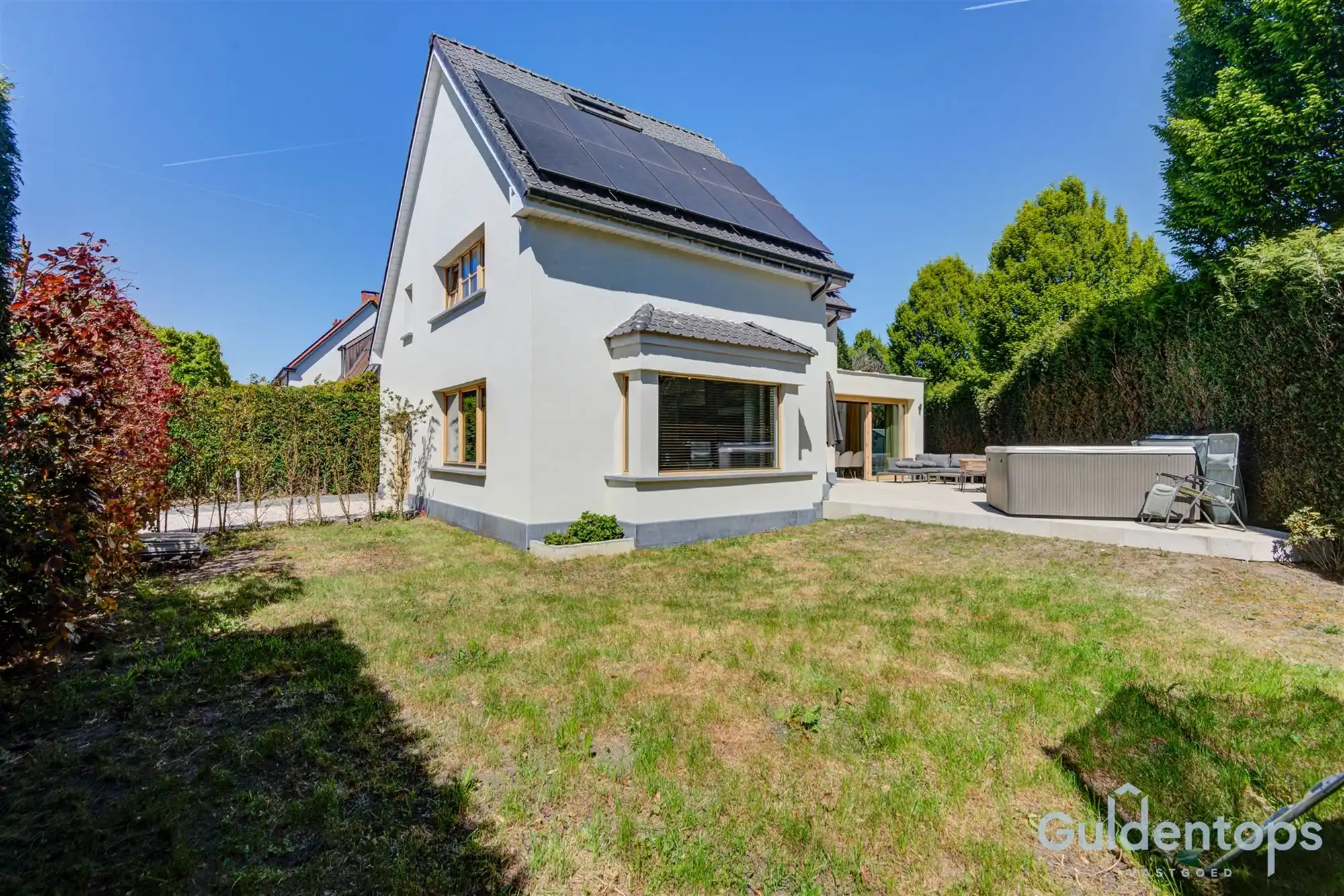 Energiezuinige goed gelegen villa  foto 20