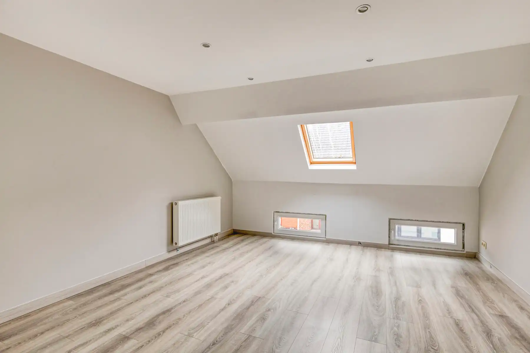 Charmante stadswoning op toplocatie nabij station & fietsostrade foto 19