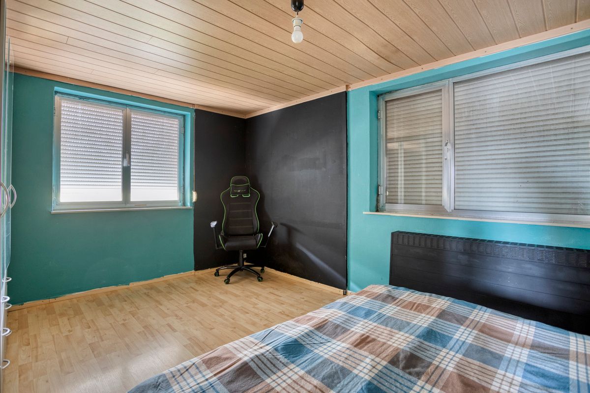 Te renoveren halfopen woning op een rustige locatie foto 15