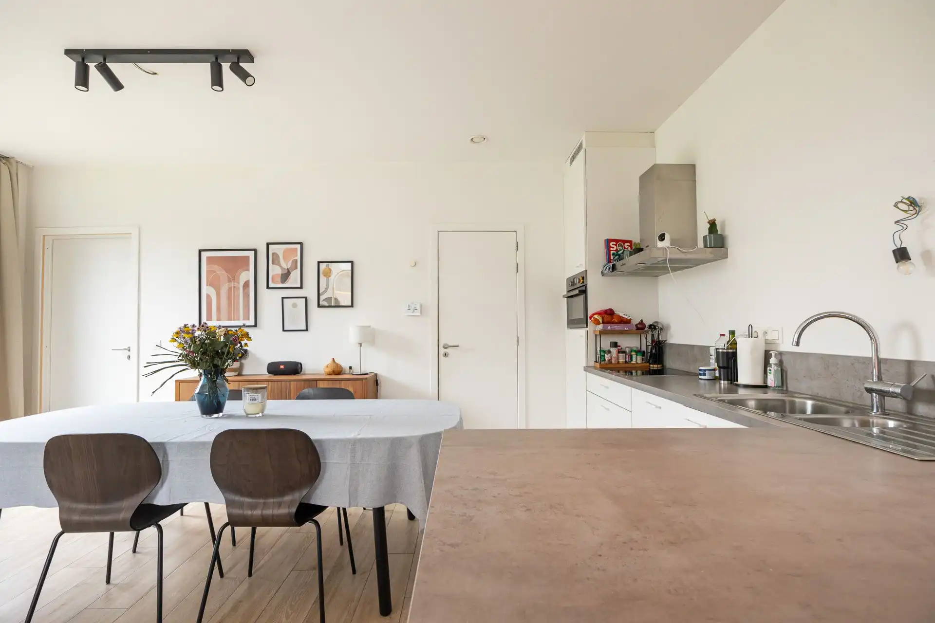 Gelijkvloersappartement op toplocatie in Boechout. foto 6