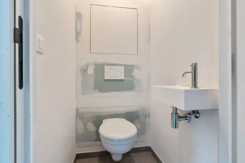 Totaal gerenoveerde woning op een perceel van 11are foto 21