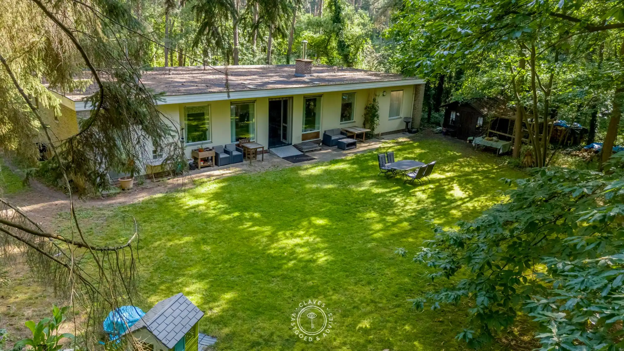 Potentiële parel om betoverend te wonen foto 27
