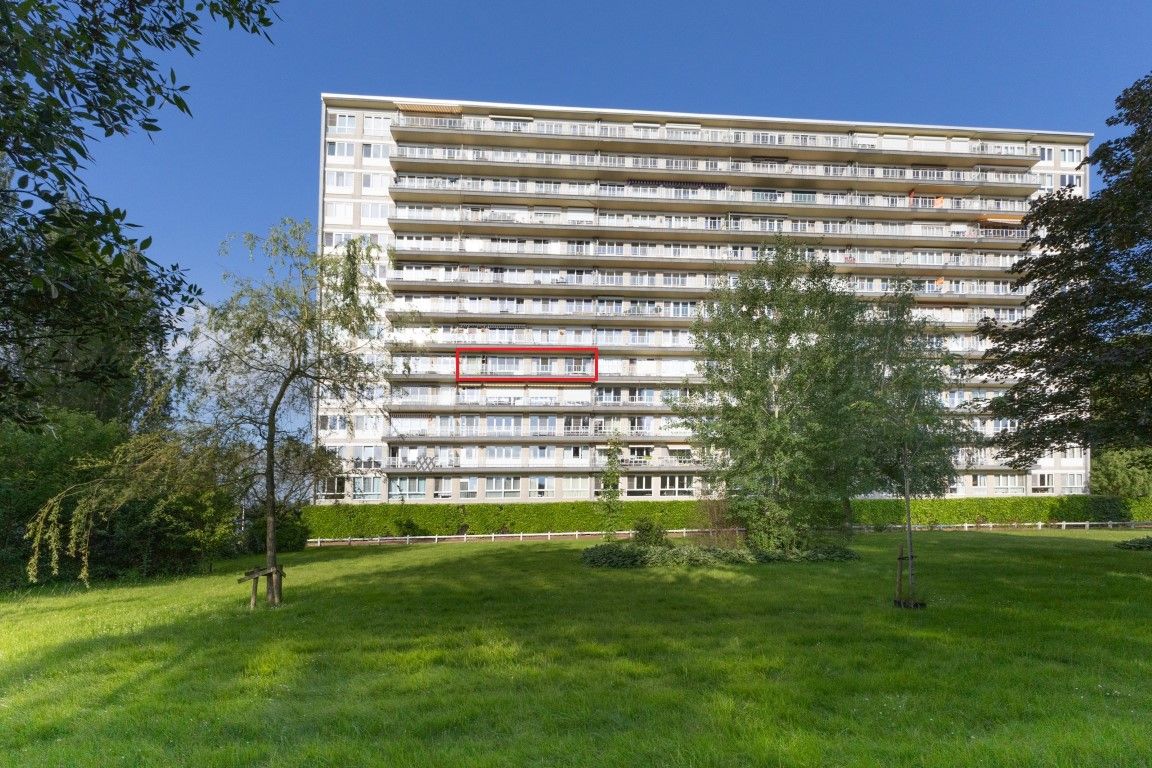 Uitstekend gelegen appartement met 2 slaapkamers foto 1