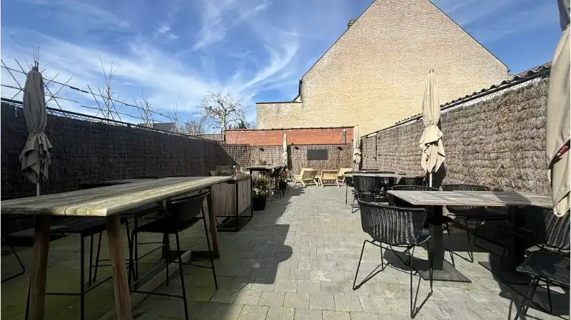 Overname instapklare ontbijt- lunchzaak in Sijsele Damme foto 12