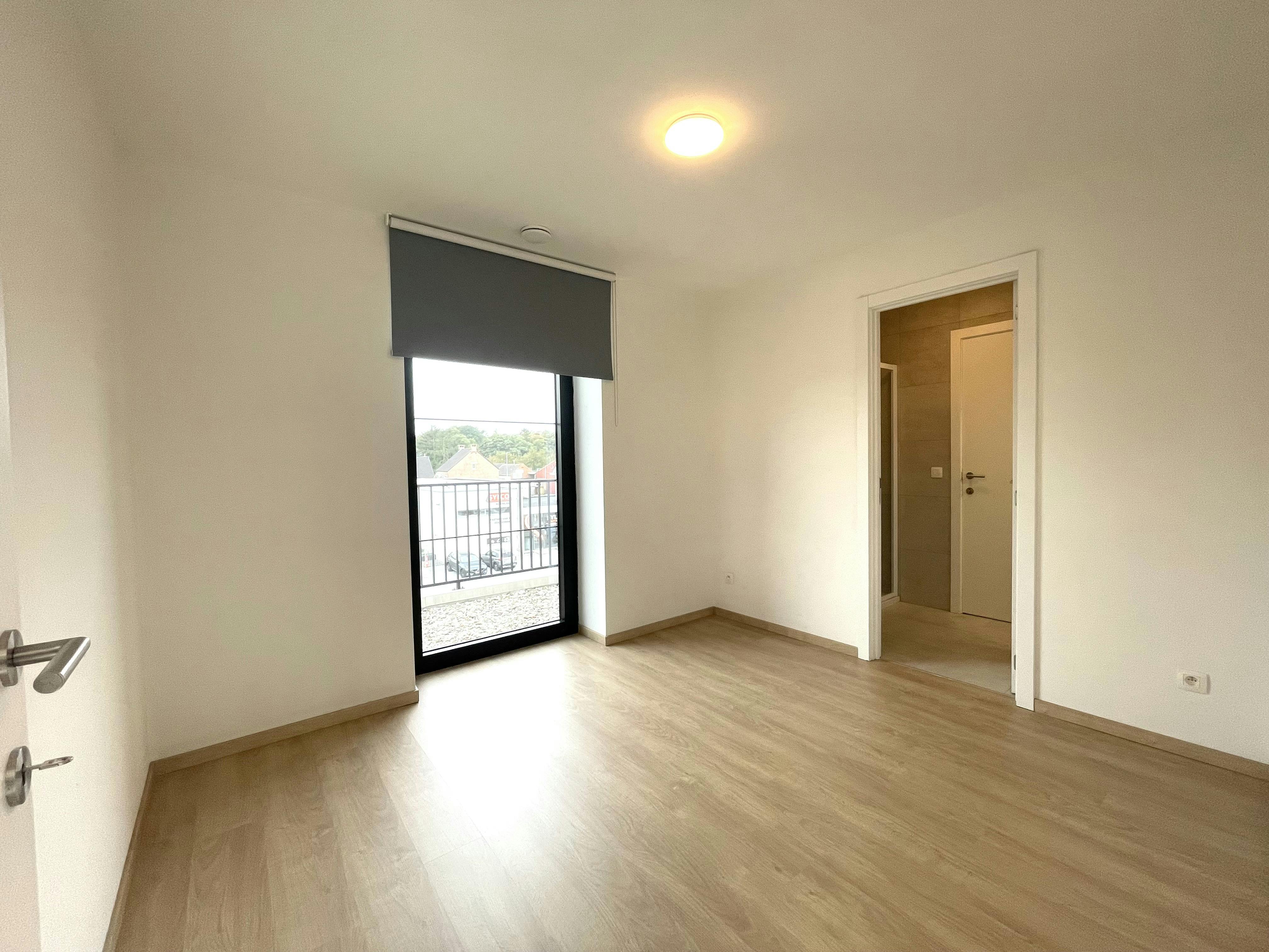 TE HUUR: recent appartement met 2 slaapkamers te Alken foto 9