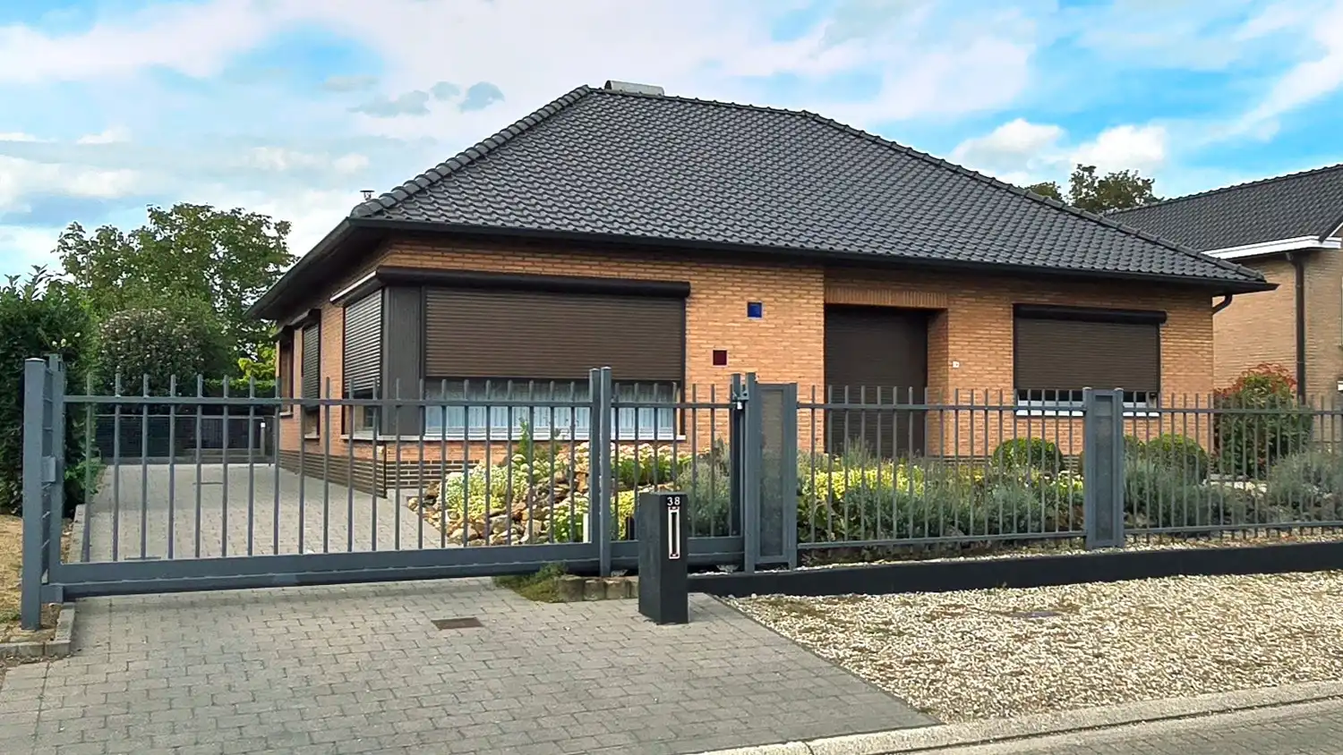 Hoofdfoto van de publicatie: Huis te koop