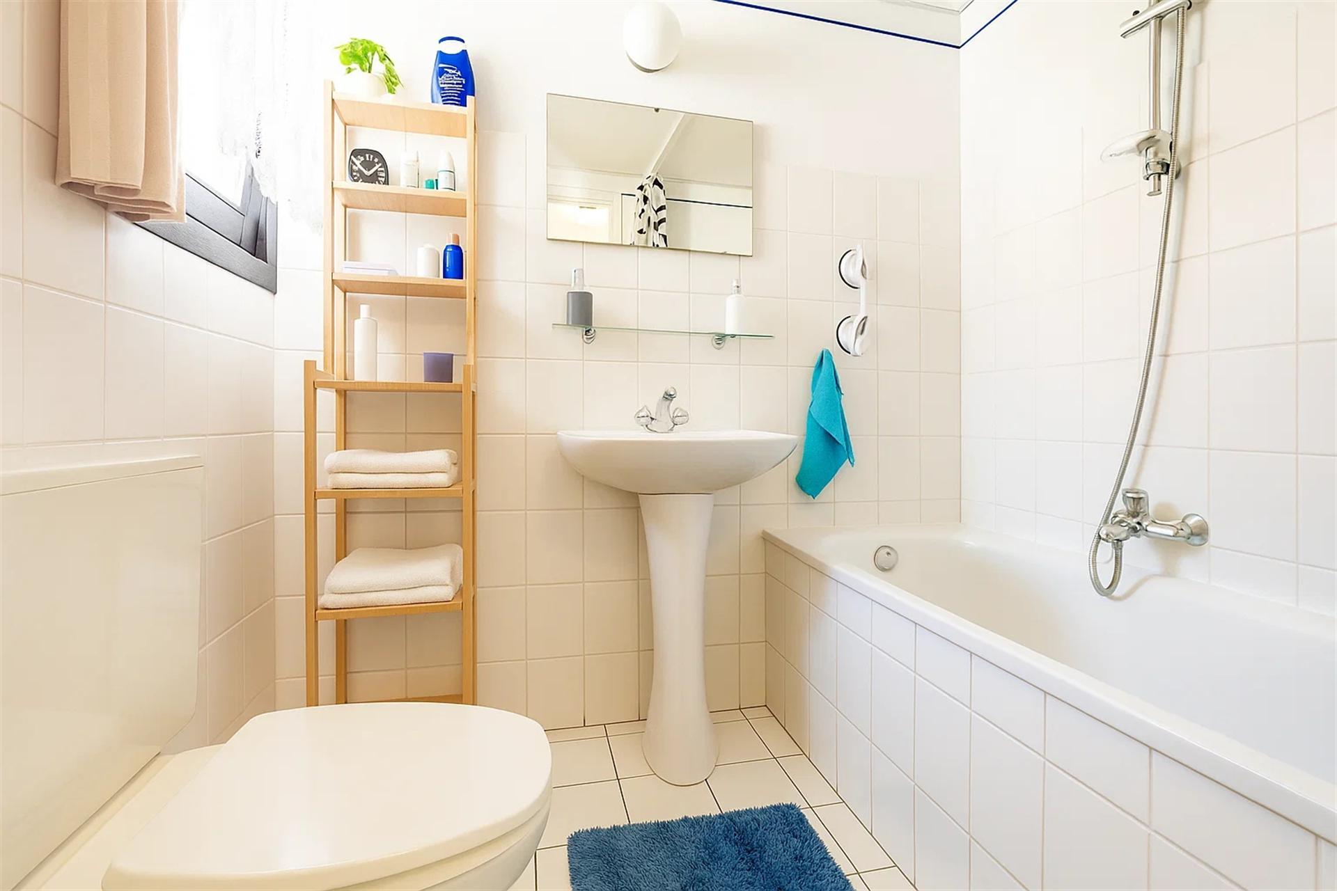 Vakantiewoning, instapklaar en slechts 700m van het strand te Middelkerke. foto 6