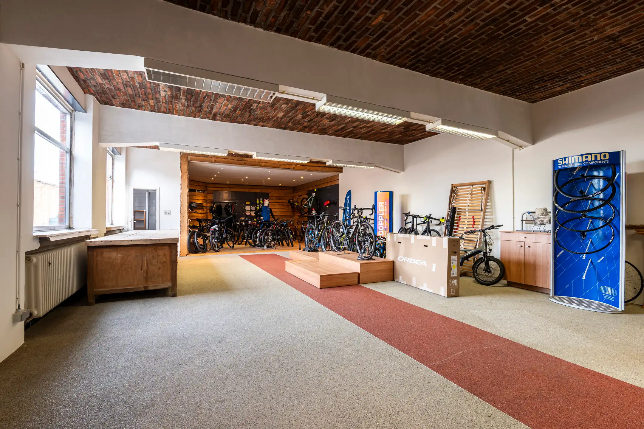 Handelswoning in centrum Weelde op 1.090 m² grond foto 17