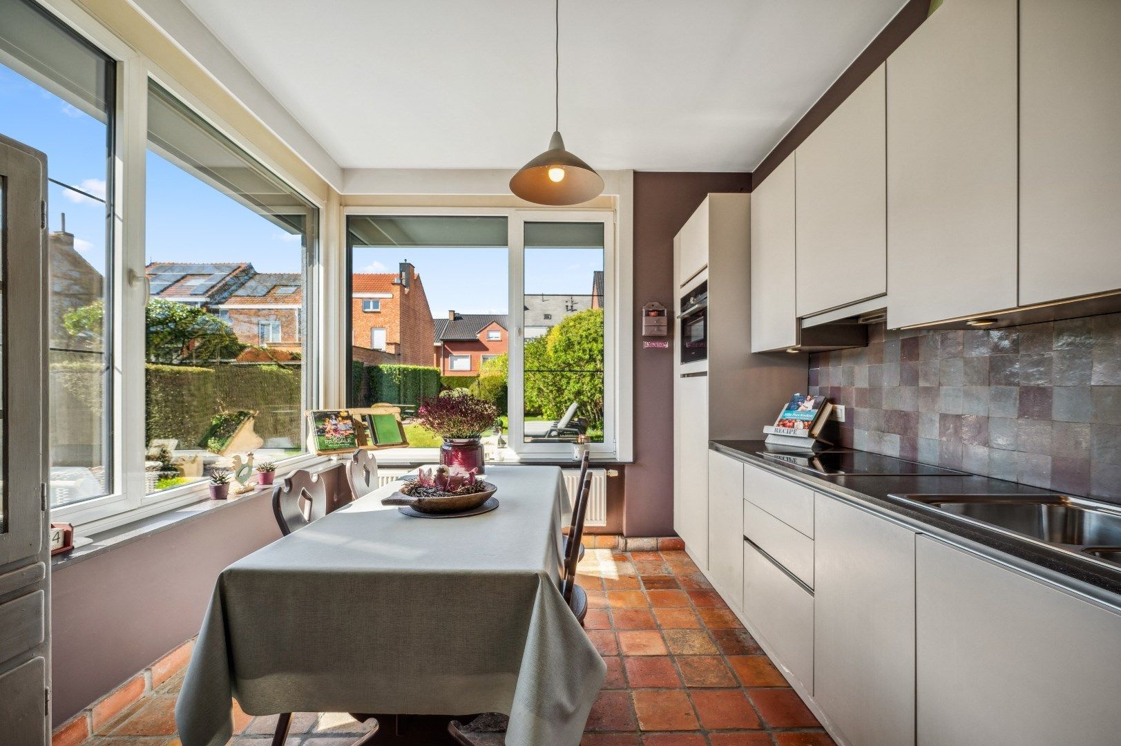 Rustig gelegen bungalow foto 6