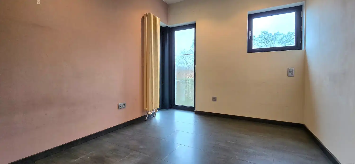 Ruime moderne woning op een perceel van 10a 12ca in een rustige, bosrijke omgeving te koop foto 12