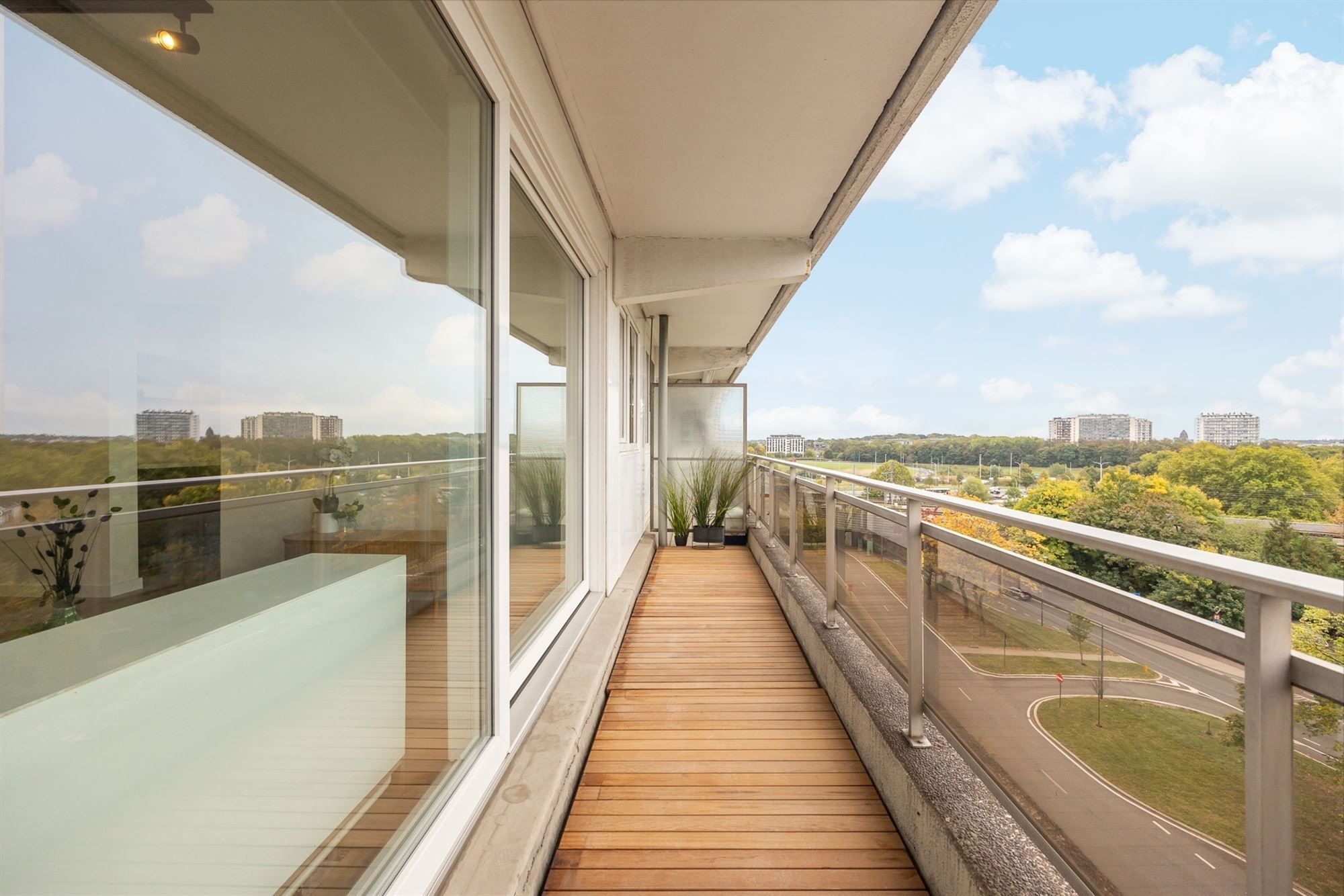 Stijlvol gerenoveerd app. met terras op toplocatie foto 17