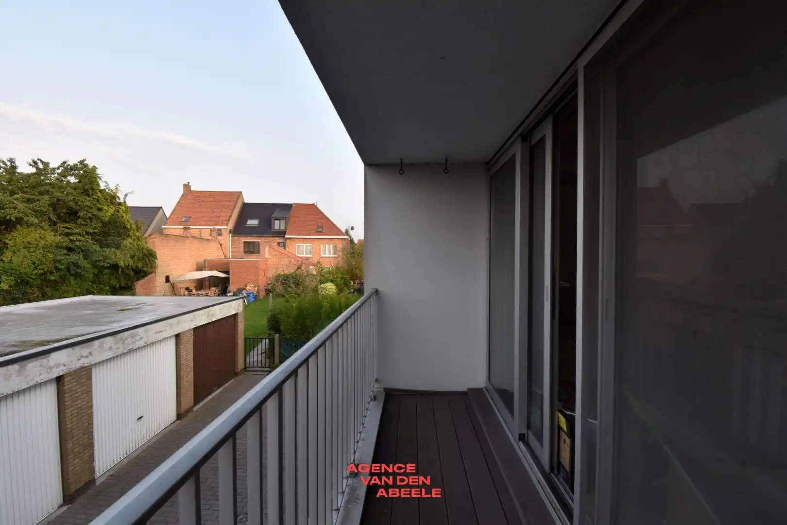 Opbrengsteigendom met 6 appartementen en 7 garages  foto 14