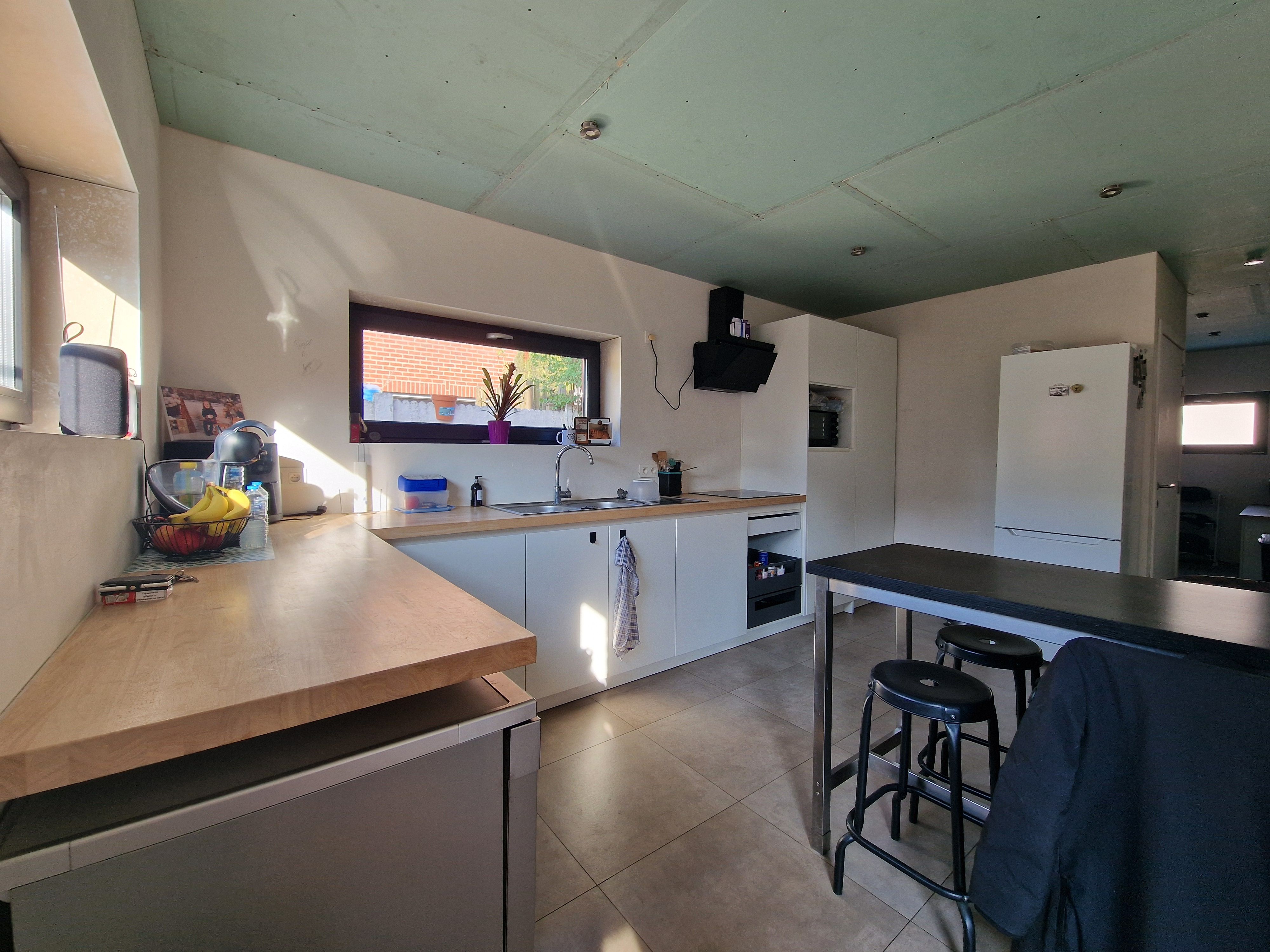 Energiezuinige vrijstaande woning in hartje Koekelare! foto 4