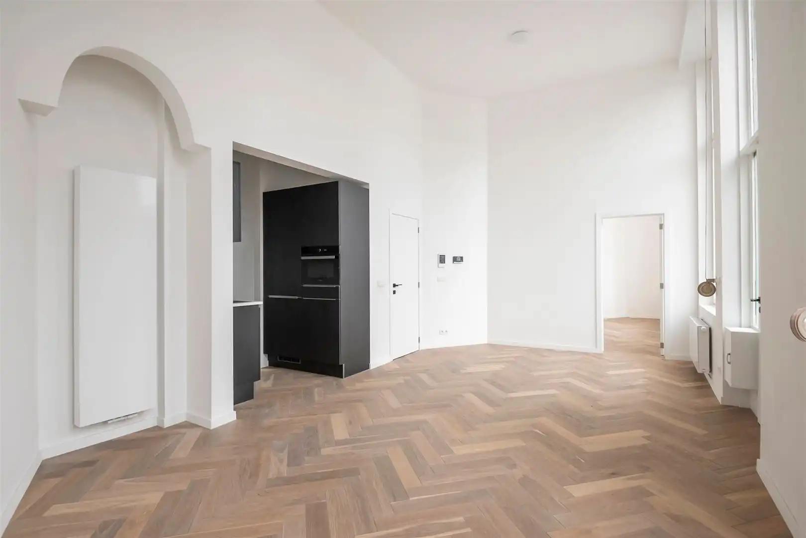 Majestueus burgerhuis met studio foto 4