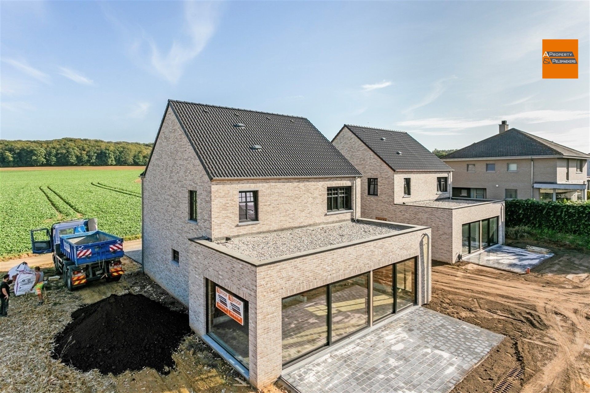 Nieuwbouwwoning met 4 slaapkamers foto 20