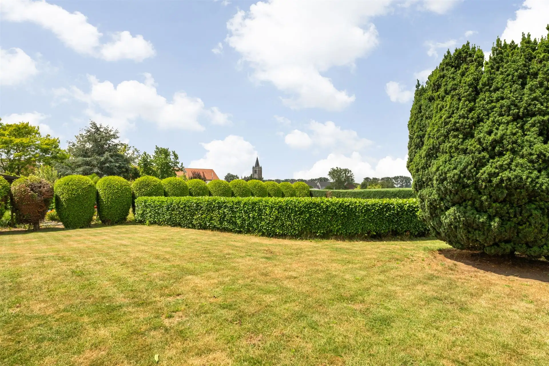 Prachtige karaktervolle woning met (4 slk) op meer dan 18are foto 6