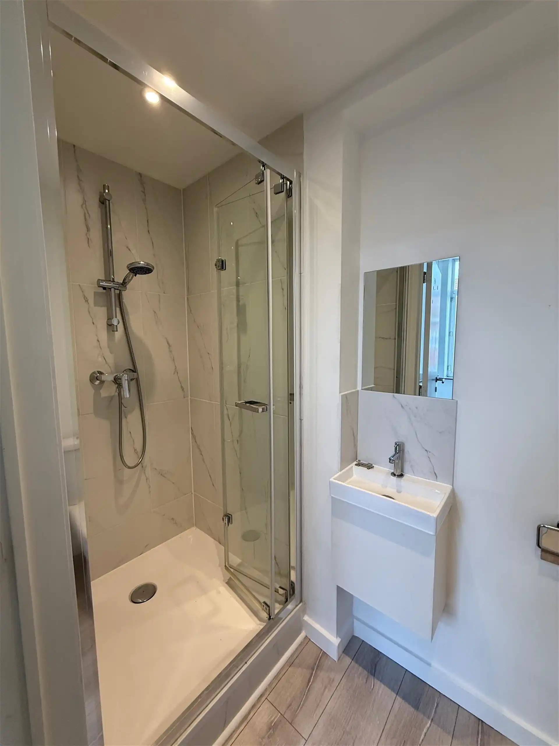 Duplex appartement met tuin in rustige omgeving te Wemmel foto 9