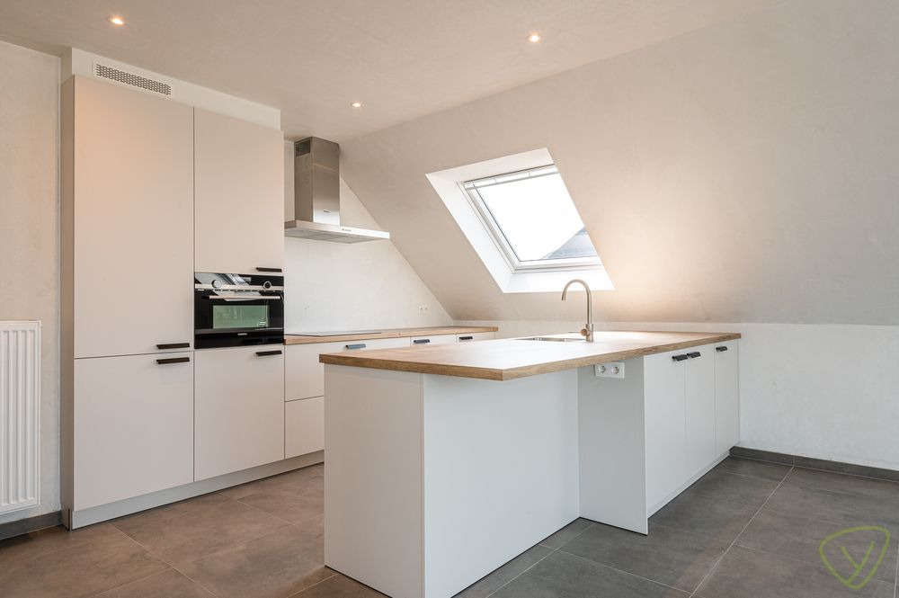 Nieuwbouw duplexappartement te koop in het centrum van Boekhoute foto 5