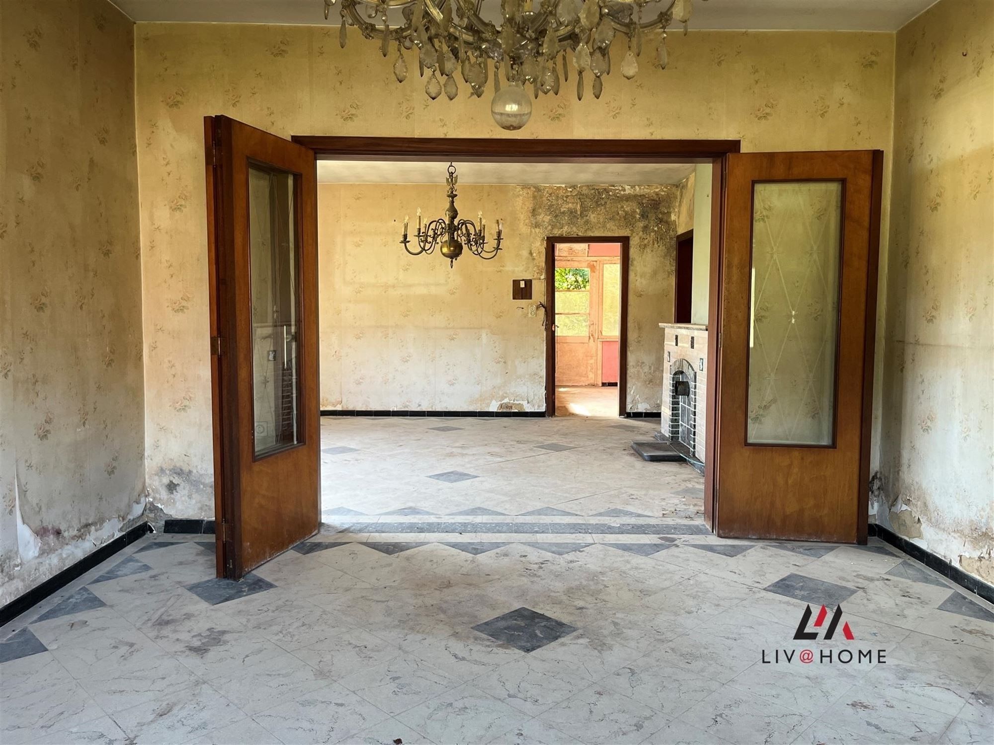 woning met 2,8 ha grond foto 8
