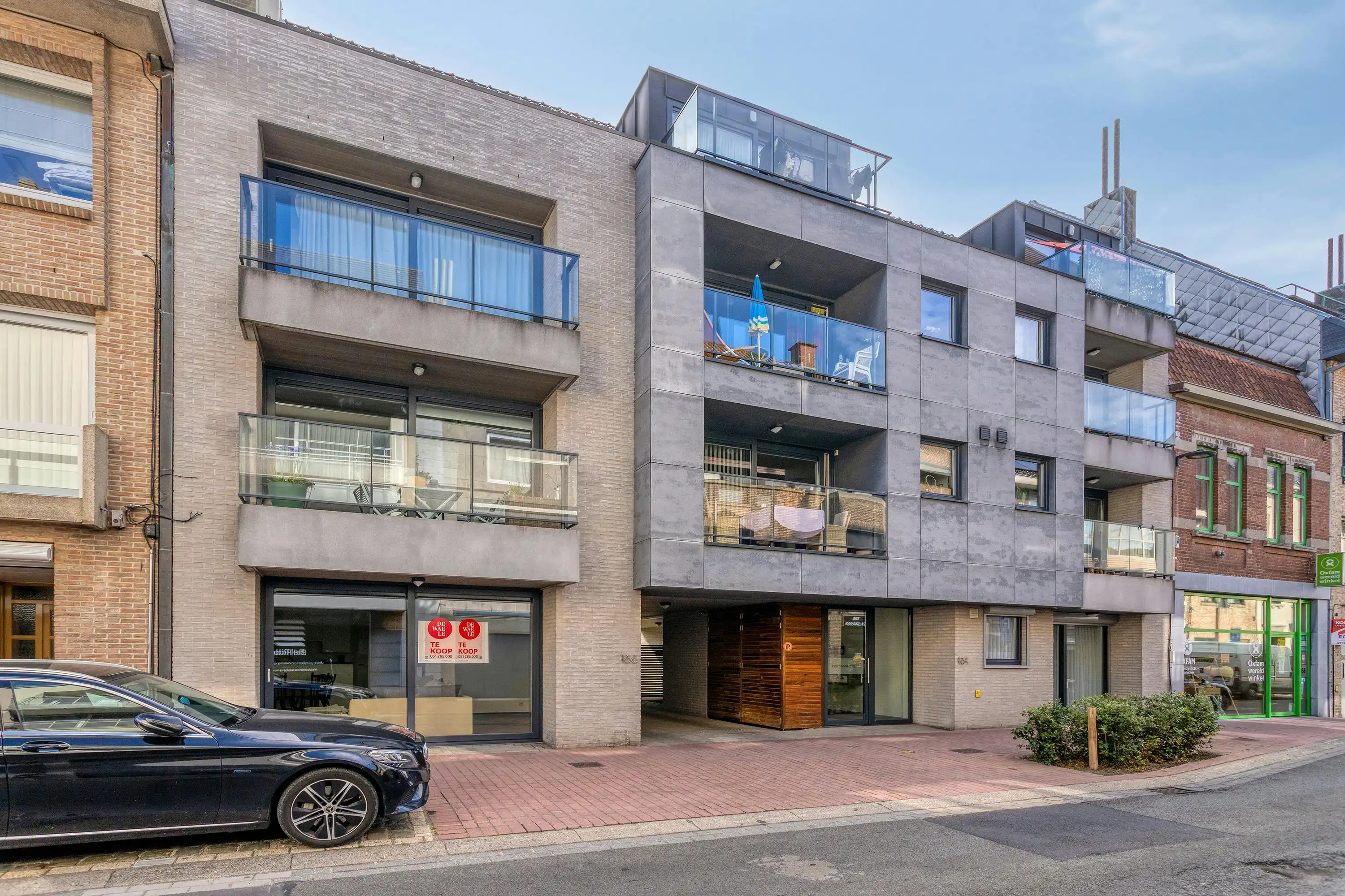 Modern appartement met private tuin in centrum Roeselare foto 3