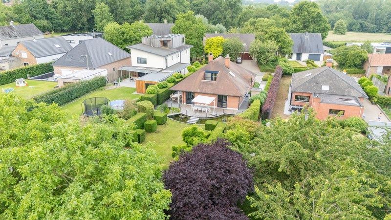 Riante en luxueuze villa  met wellness en weides foto 2