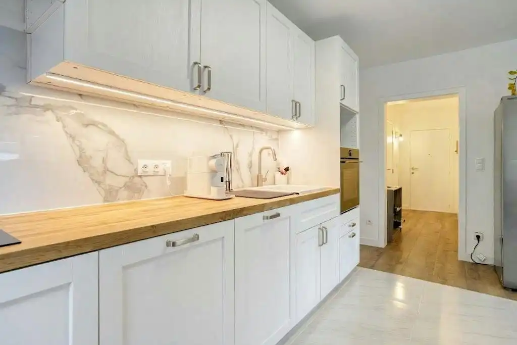 Instapklaar appartement met 2 kamers te koop in Anzegem foto 5