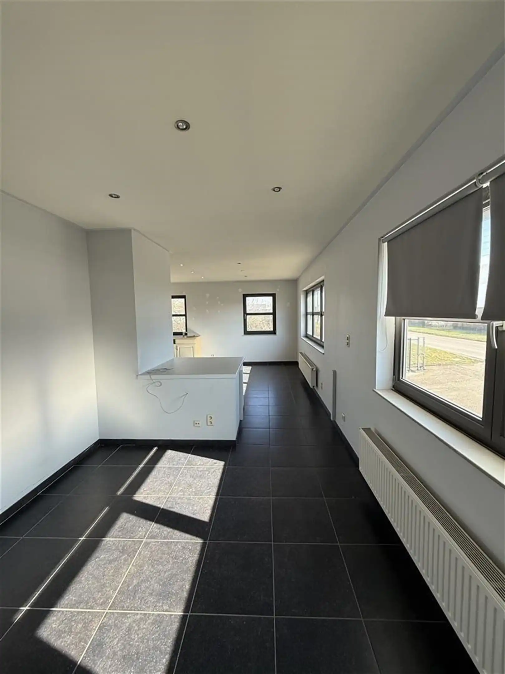 Polyvalent bedrijfsgebouw foto 14