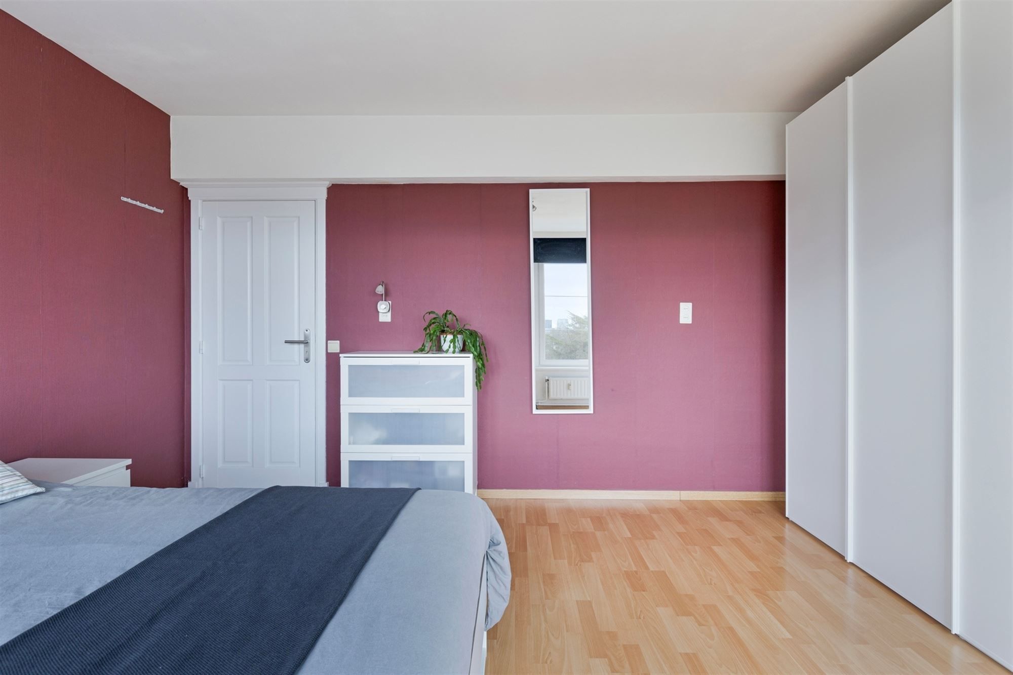 Instapklaar appartement met drie slaapkamers foto 11