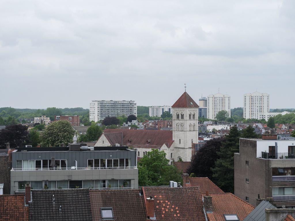 Magnifiek wonen tussen de kruien van de bomen foto 17