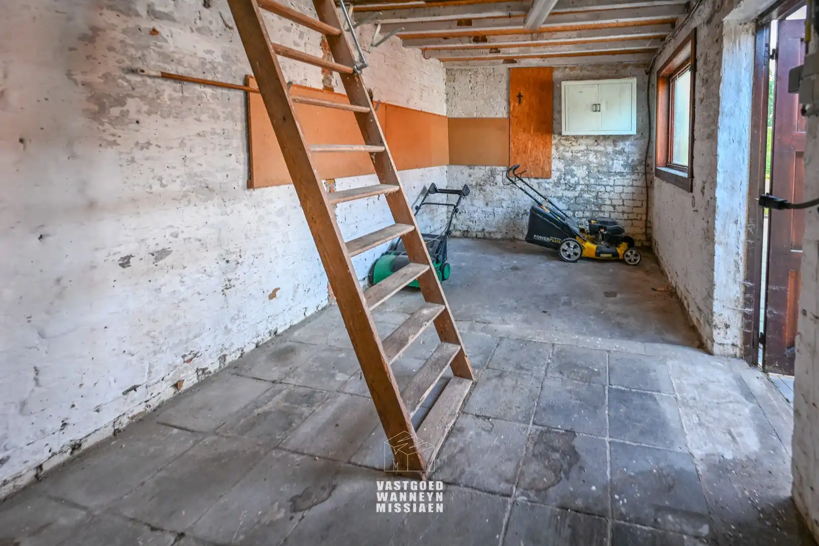 Ruime woning met 3 slaapkamers, garage en tuin in Sint-Joris foto 25