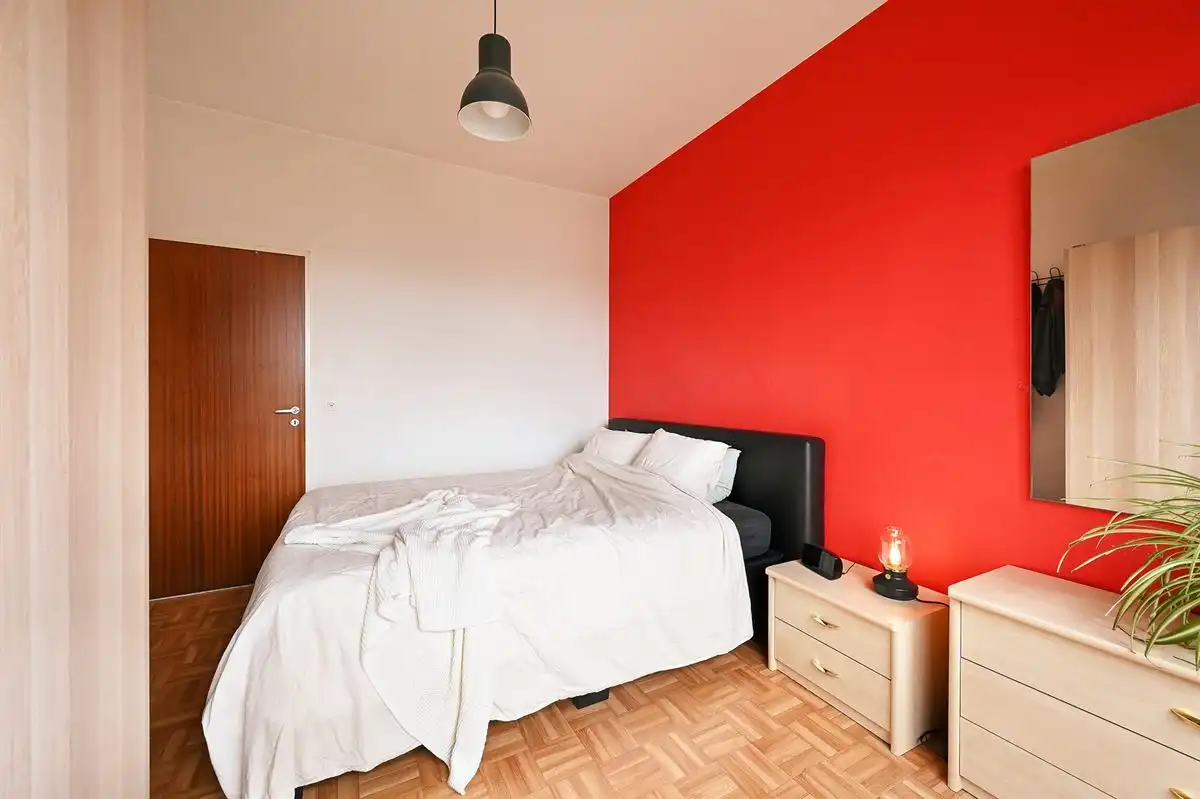 Te renoveren 2-slaapkamerappartement vlak bij Zurenborg foto 11