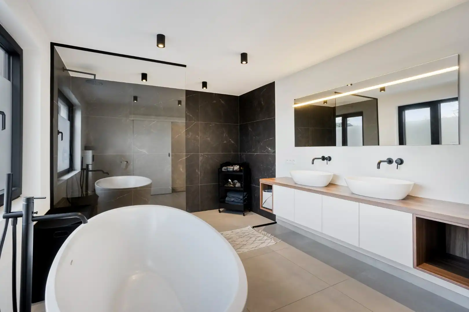 Rustig gelegen woning met 4 slaapkamers, tuin en terras in Korbeek-Lo op een perceel van 15are – EPC 255 kWh/m² - bewoonbare opp. 205 m² foto 23