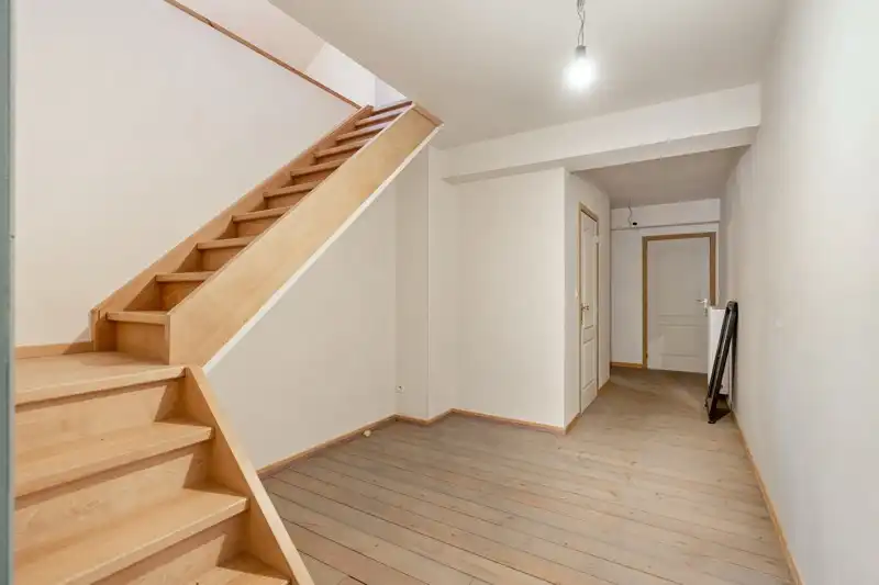 Woonappartement met handelsruimte in het centrum van Wommersom foto 9