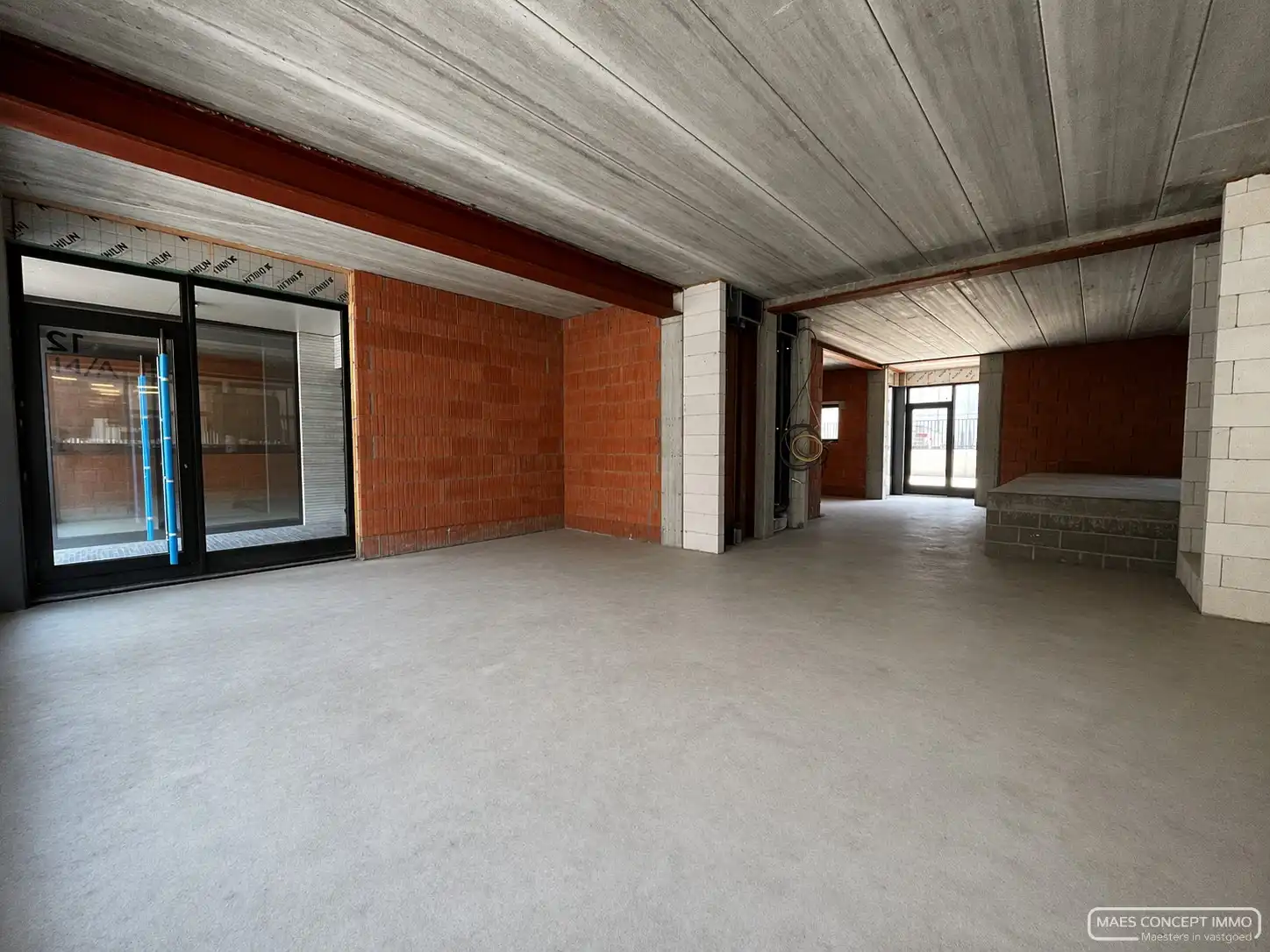 Horecapand te koop van 155 m2 met 135 m2 terras in centrum Anzegem foto 4