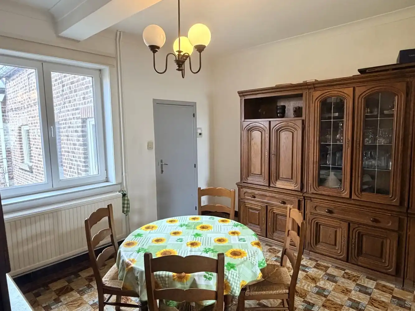 Rustig gelegen, ruime gezinswoning met groot potentieel foto 5