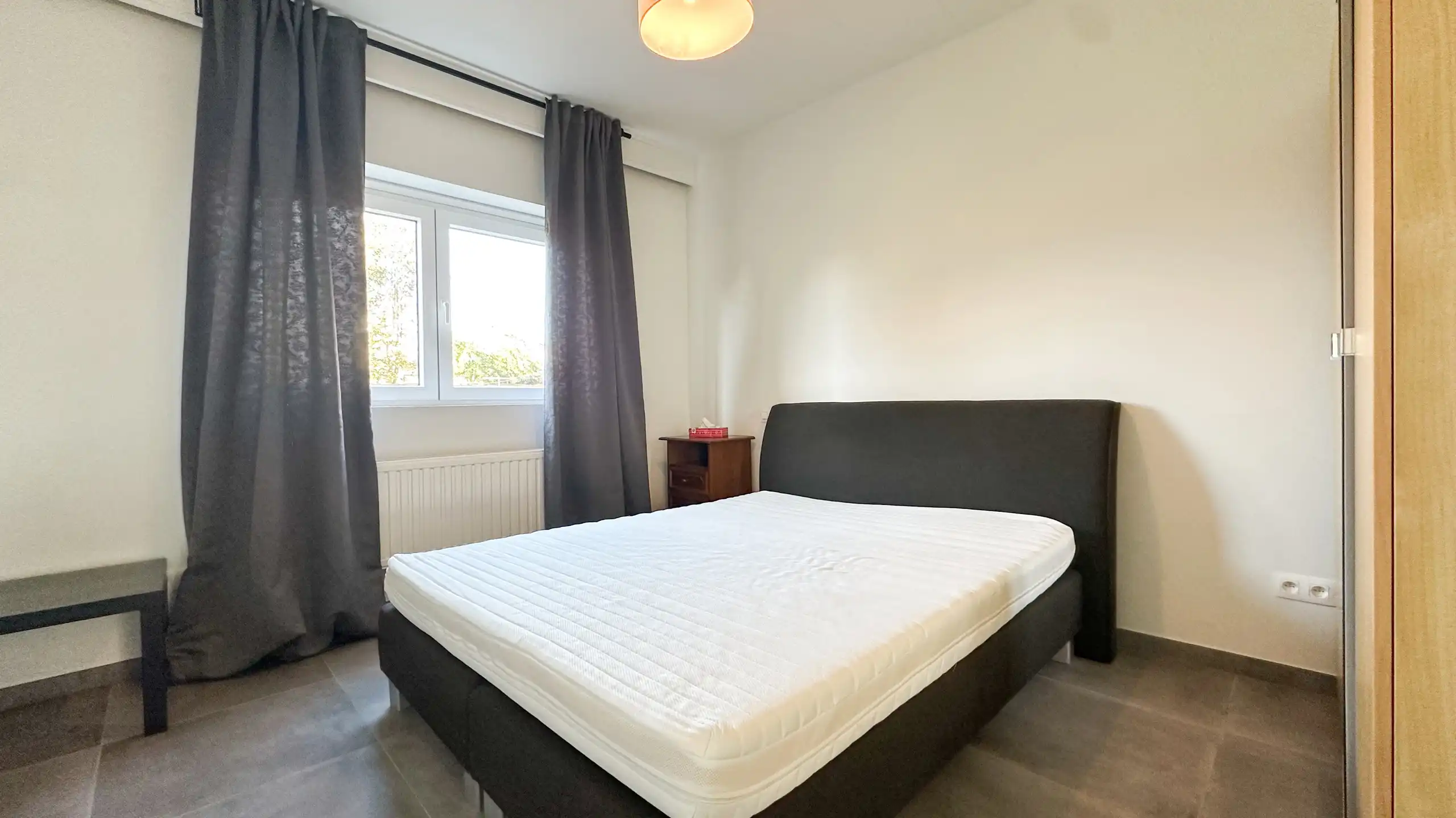 Charmante woning met 2 slaapkamers en een polyvalente ruimte foto 14
