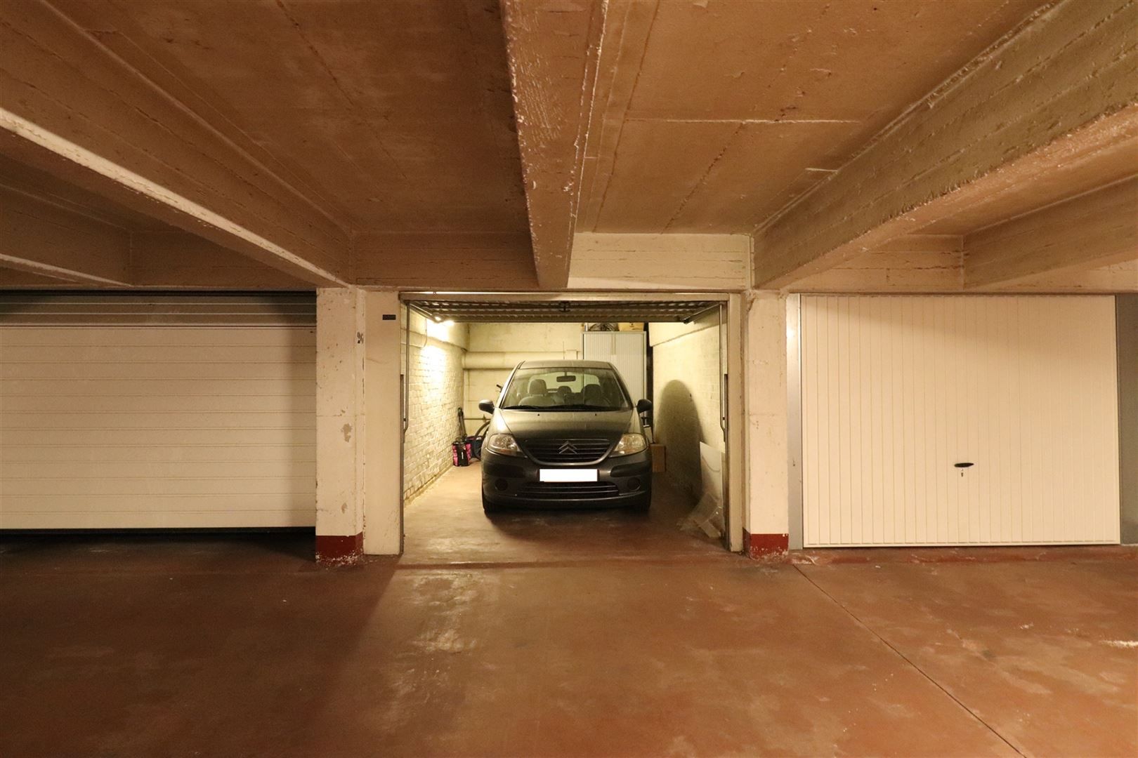 Ruime ondergrondse garagebox te Fruithoflaan  foto 3