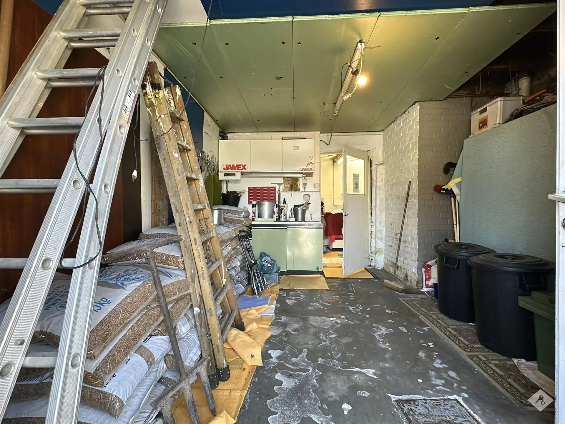 Te Renoveren Woning te Koop in Lebbeke foto 11