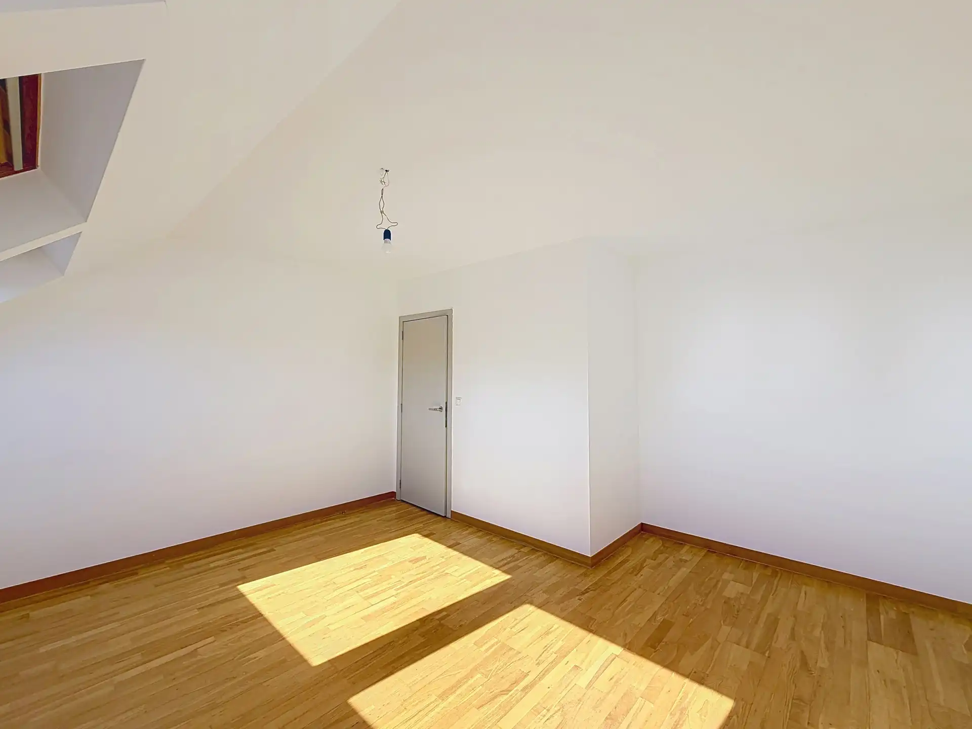 Gerenoveerde duplex met 2 slaapkamers foto 15