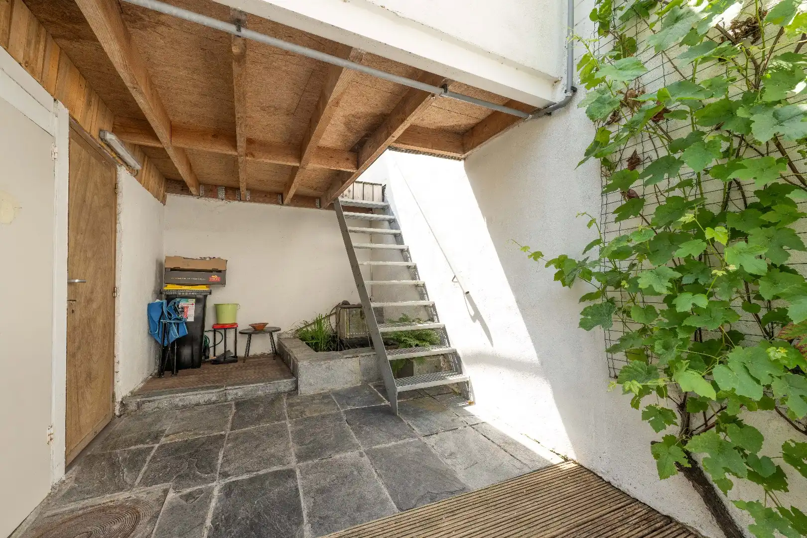 GEZELLIGE STADSWONING IN HARTJE TIELT | 2 SLPKS EN PRACHTIG TERRAS foto 14