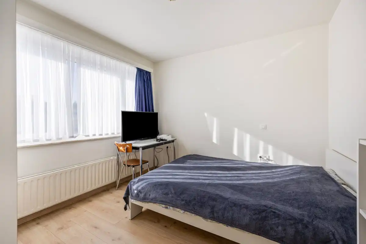 Energiezuinige, instapklare gezinswoning met 4 slaapkamers in Sint-Denijs-Westrem foto 16