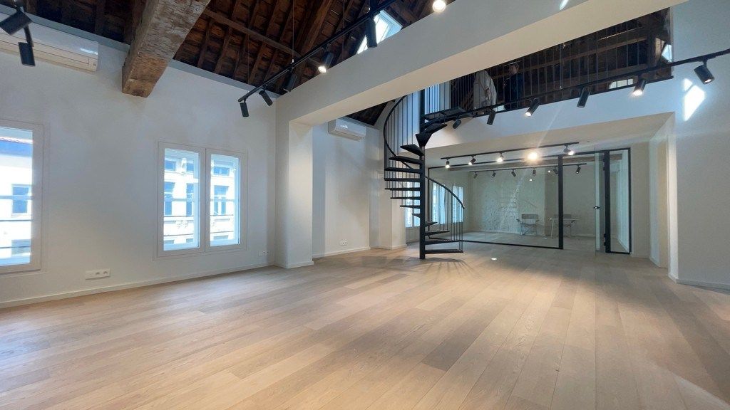 Exclusief loftkantoor te huur in Huis Lumen te Antwerpen foto 2