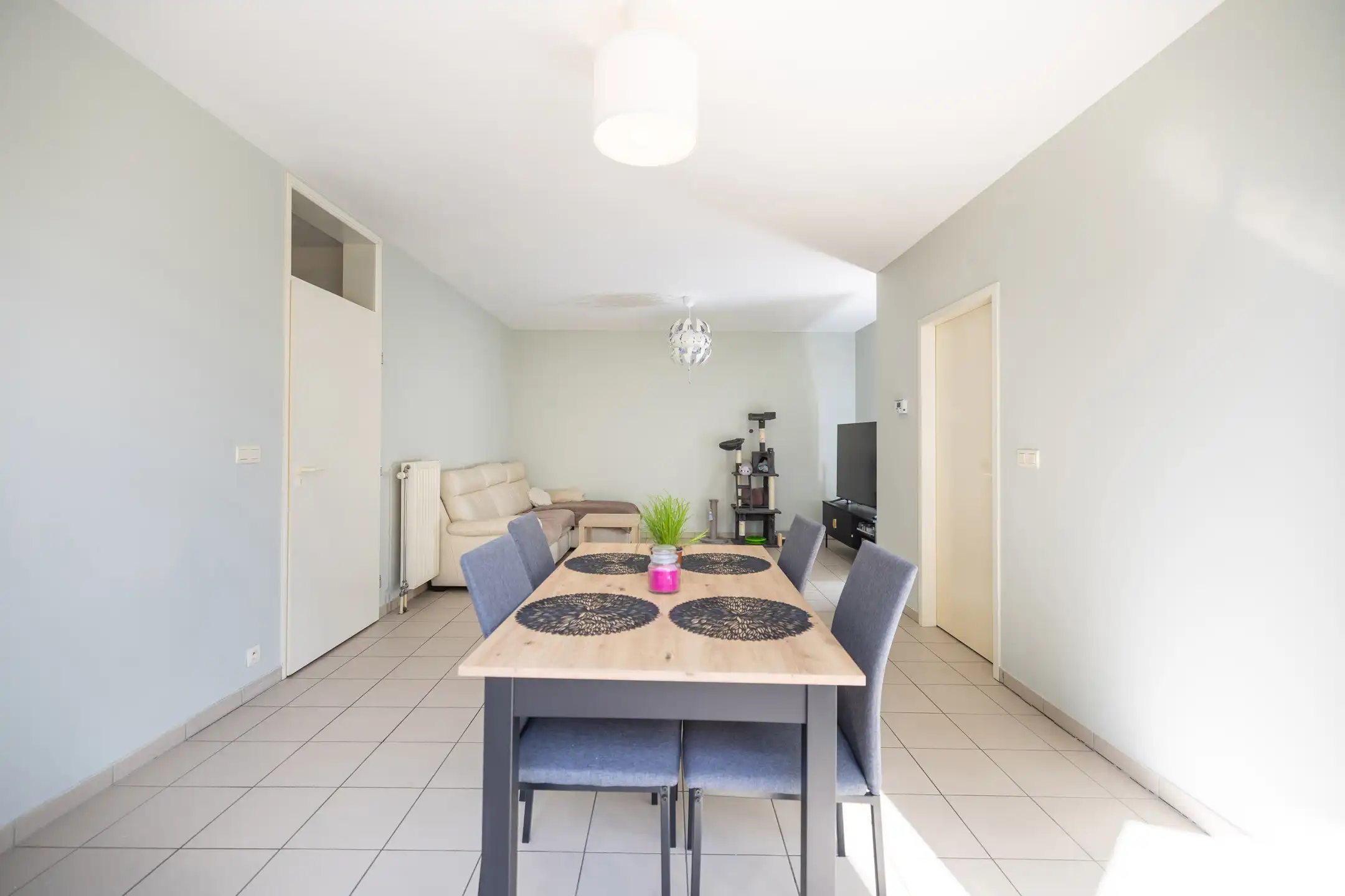 Jette: 1-slaapkamerappartement + verplichte parking foto 7