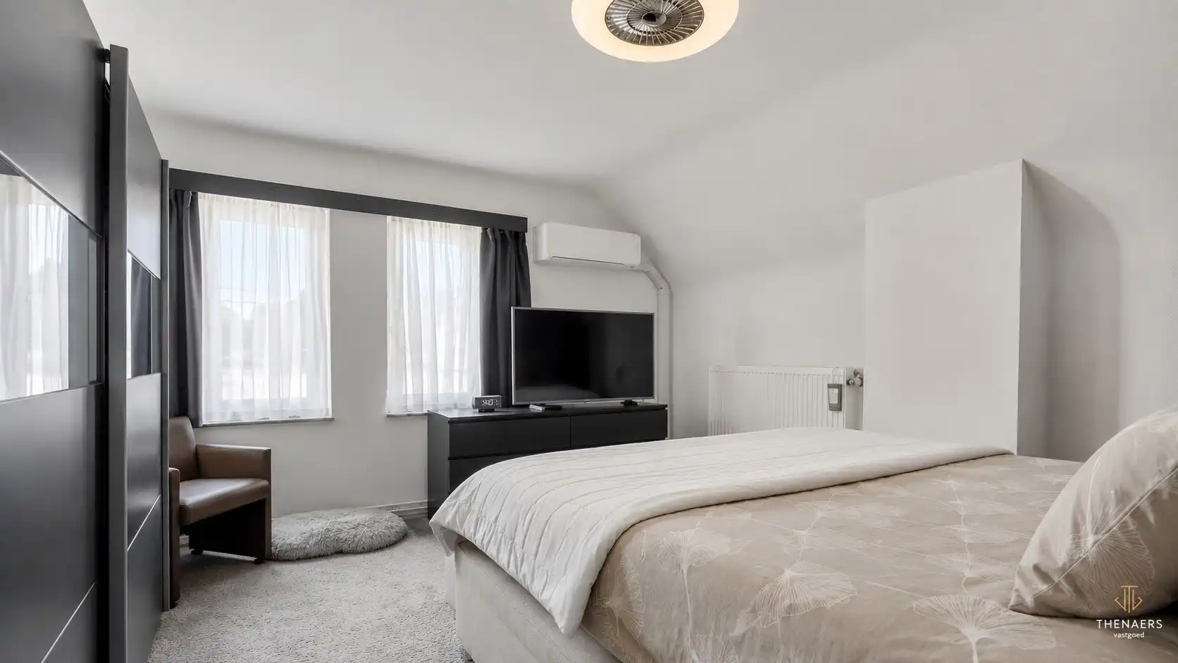 Gezinswoning met drie slaapkamers, garage en aangename buitenruimtes in het landelijke Opheers. foto 17