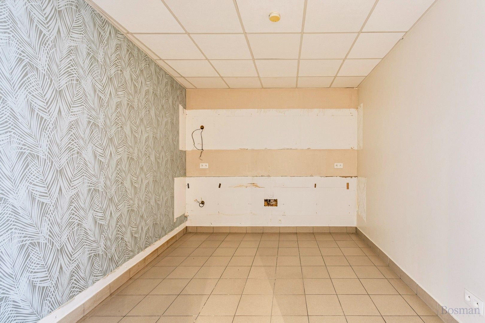 Handelspand te huur in centrum Tessenderlo foto 10