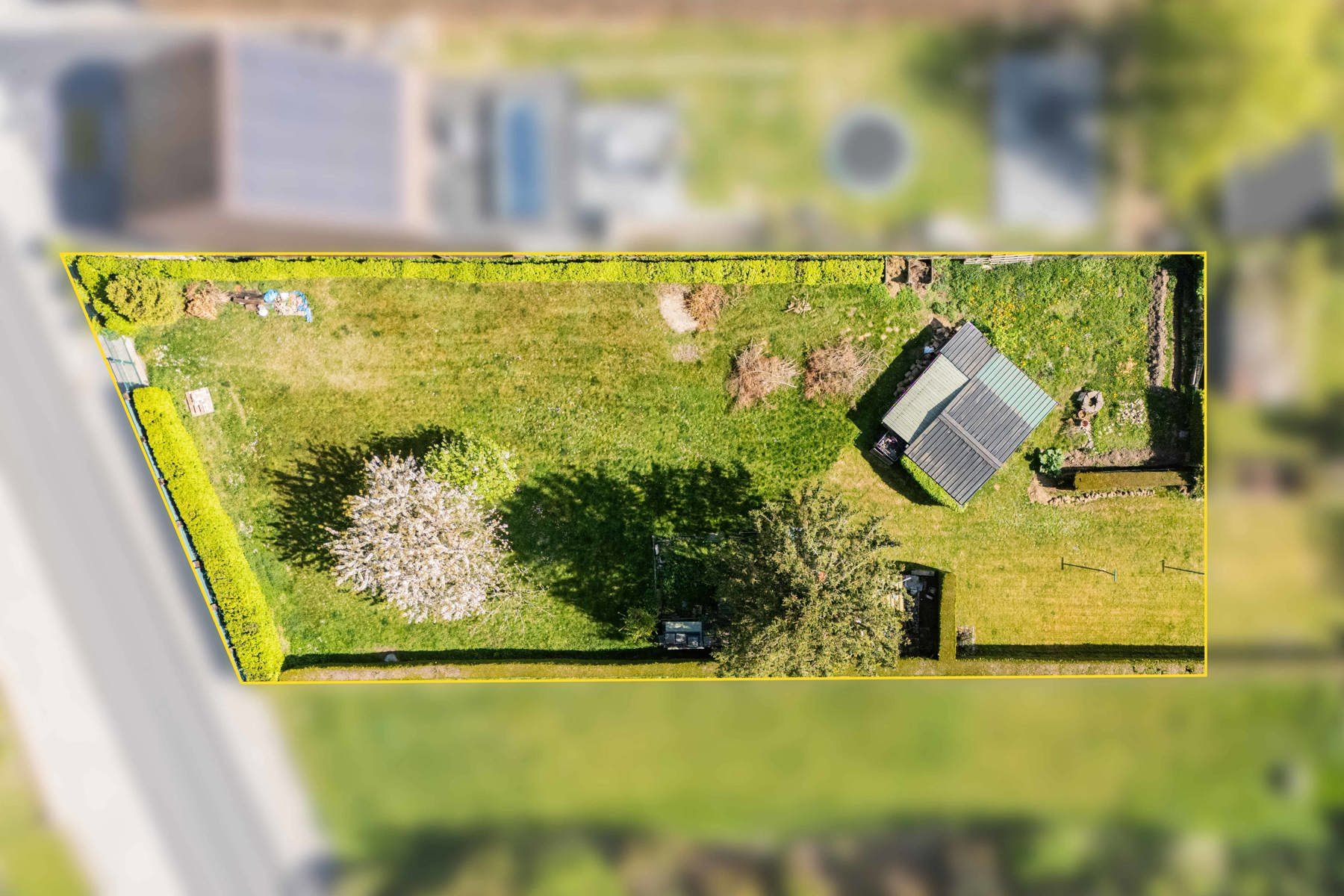 Bouwgrond met zuidgerichte tuin voor HOB foto {{pictureIndex}}