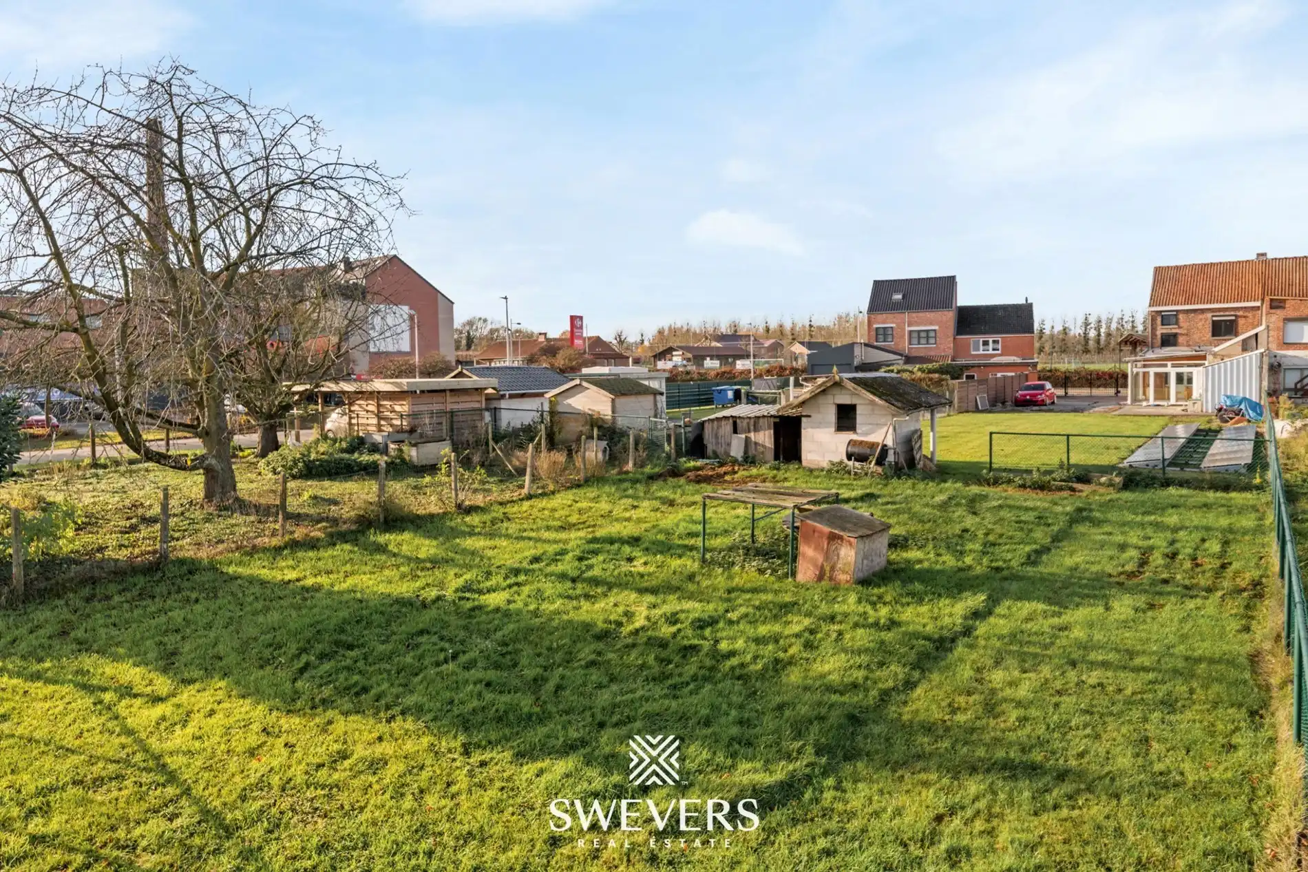 Ideale gezinswoning, instapklaar met ruime tuin en bouwgrond foto 25