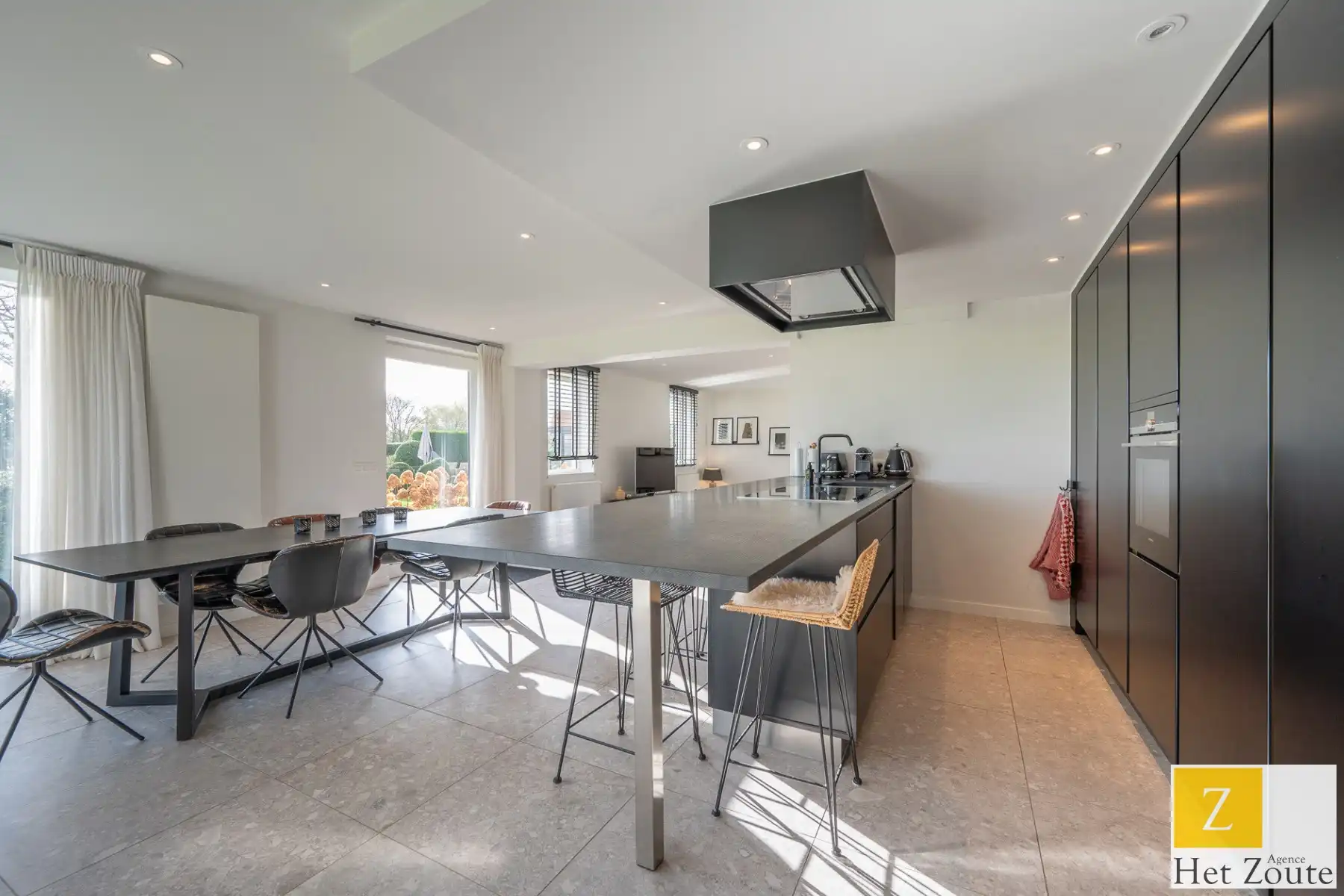 Twee ruime villa’s op één groot perceel (5.460 m²) te Knokke foto 30