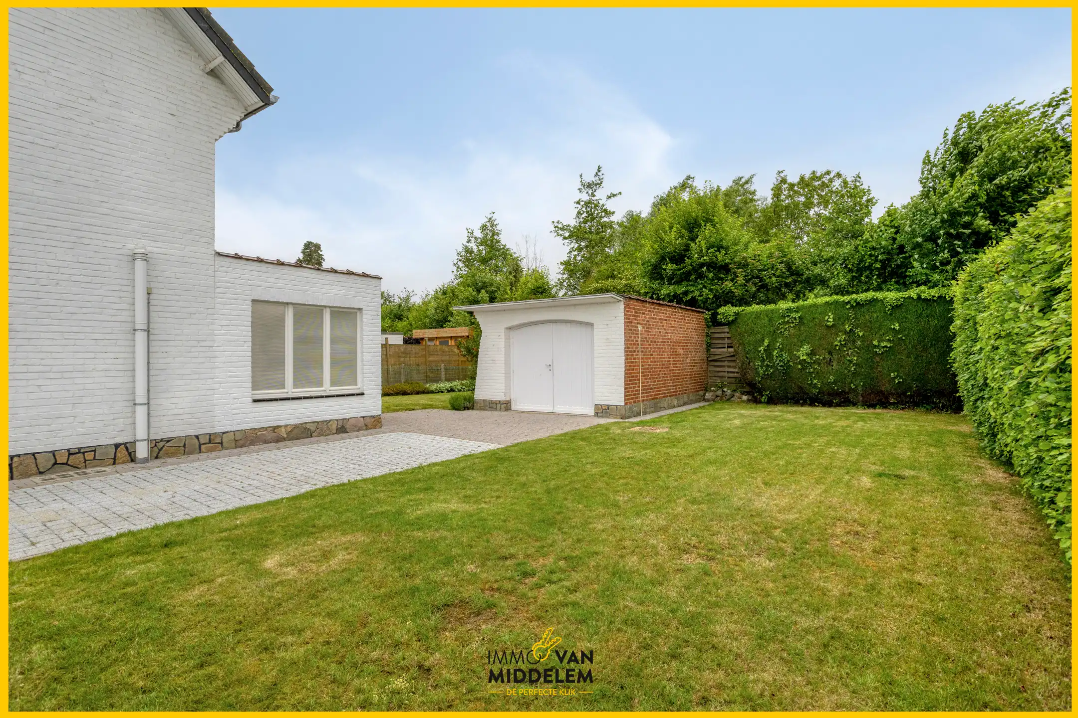 DEELS TE RENOVEREN WONING MET 3 SLPK, GARAGE EN TUIN foto 19