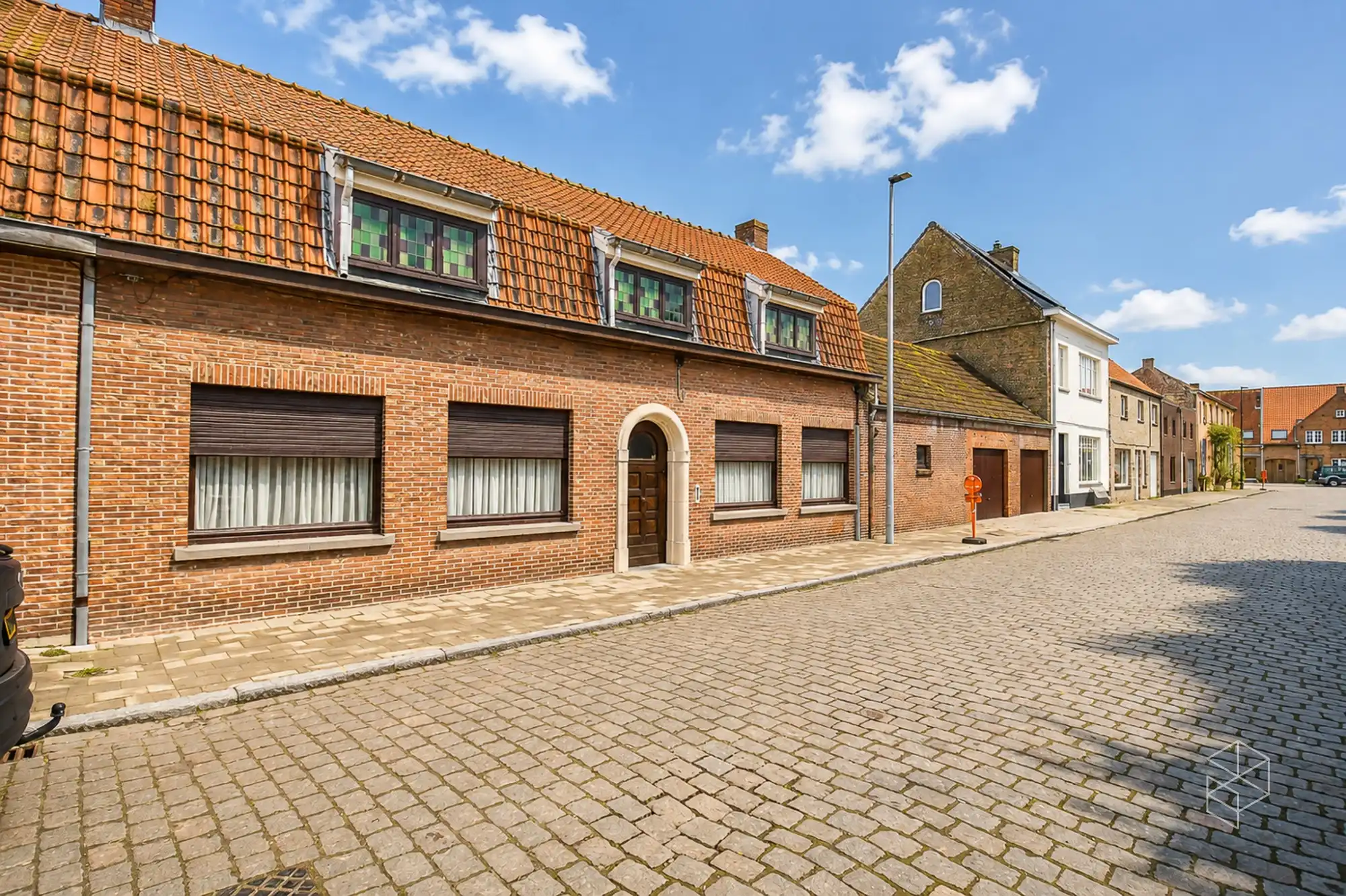 Uniek renovatieproject in Middelburg, gelegen op een groot perceel van 1.664 m² foto 3